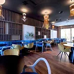 Radisson Blu Aurum Hotel, 5*
