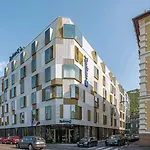 Radisson Blu Aurum Hotel,
