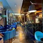 Hotel Radisson Blu Aurum Hotel, 5*