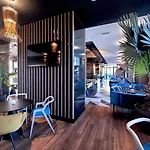 Radisson Blu Aurum Hotel, 5*