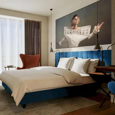 Radisson Blu Aurum Hotel, Otel 5*