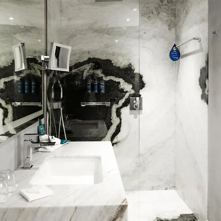 Radisson Blu Aurum Hotel, 5*