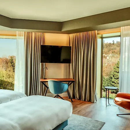 Radisson Blu Aurum Hotel, Otel