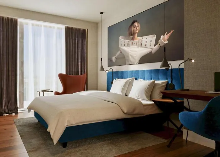 Radisson Blu Aurum Hotel, ホテル 5*