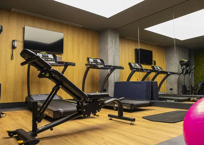 Radisson Blu Aurum Hotel, ホテル