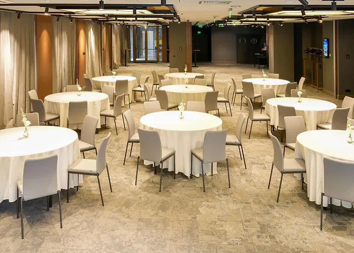 Radisson Blu Aurum Hotel, Hotel Braşov